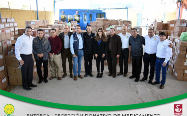 Entrega-de-donativo-650×406